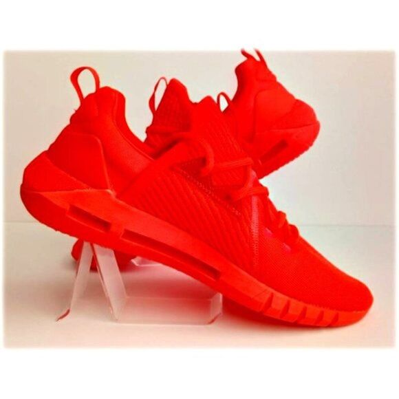 NEW Under Armour Men's HOVR SLK Sneaker - Picture 1 of 5